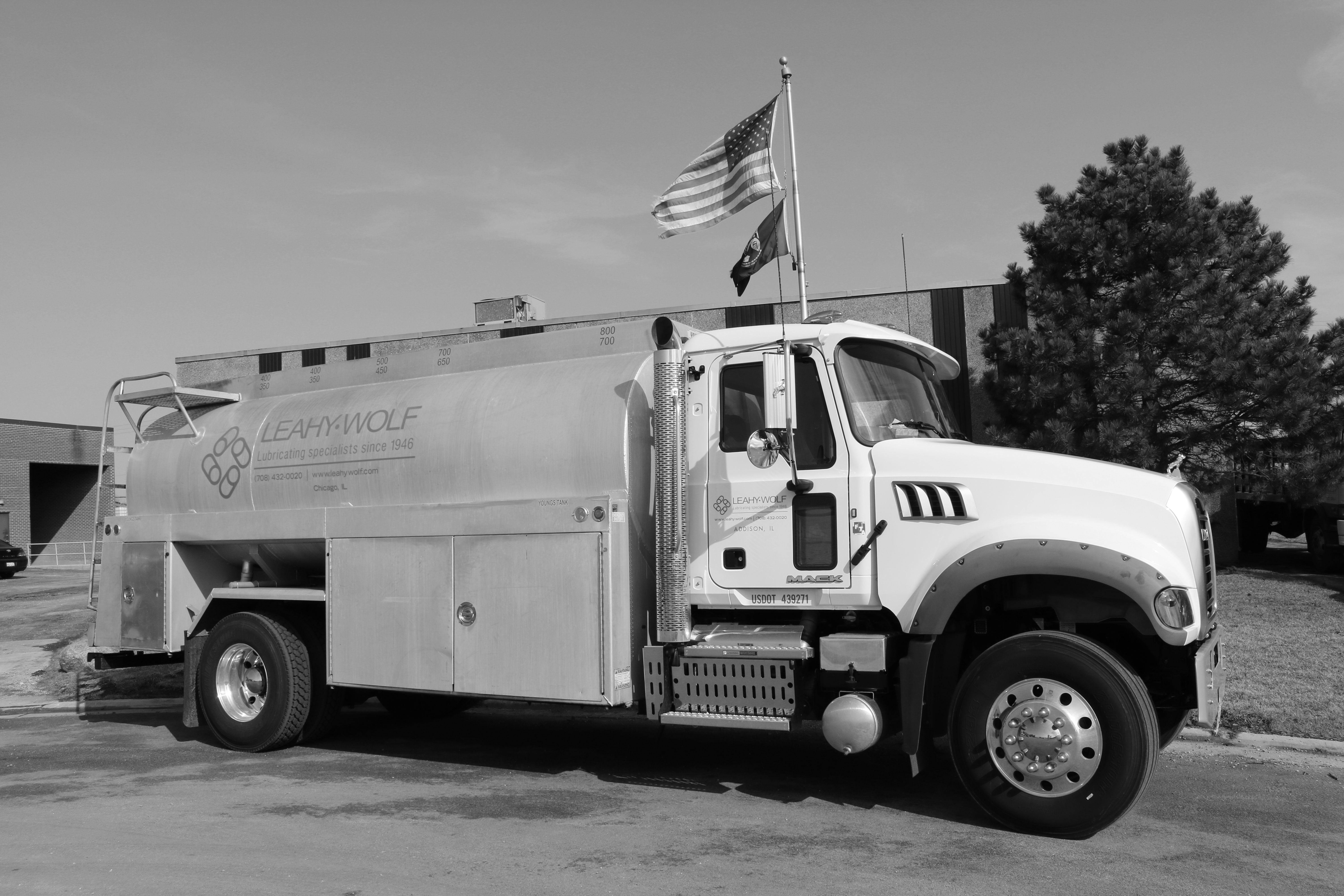 TRUCK BW